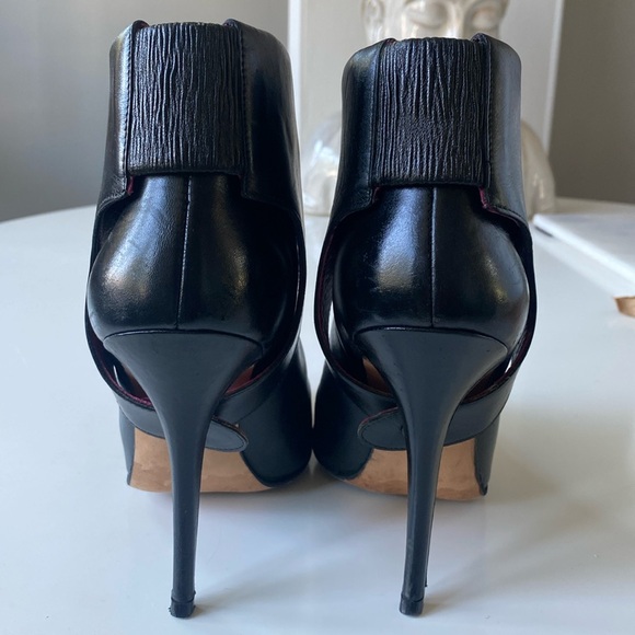 Manolo Blahnik boots nappa leather. Very good used condition - Picture 6 of 8